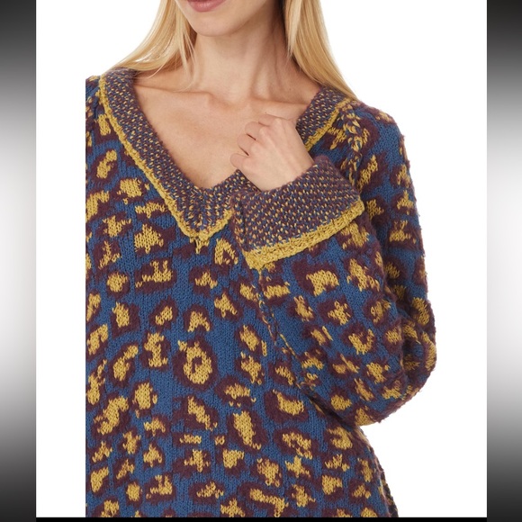 Free People Little Animal Sweater Size: Medium Color: Blue Fig - Picture 3 of 8